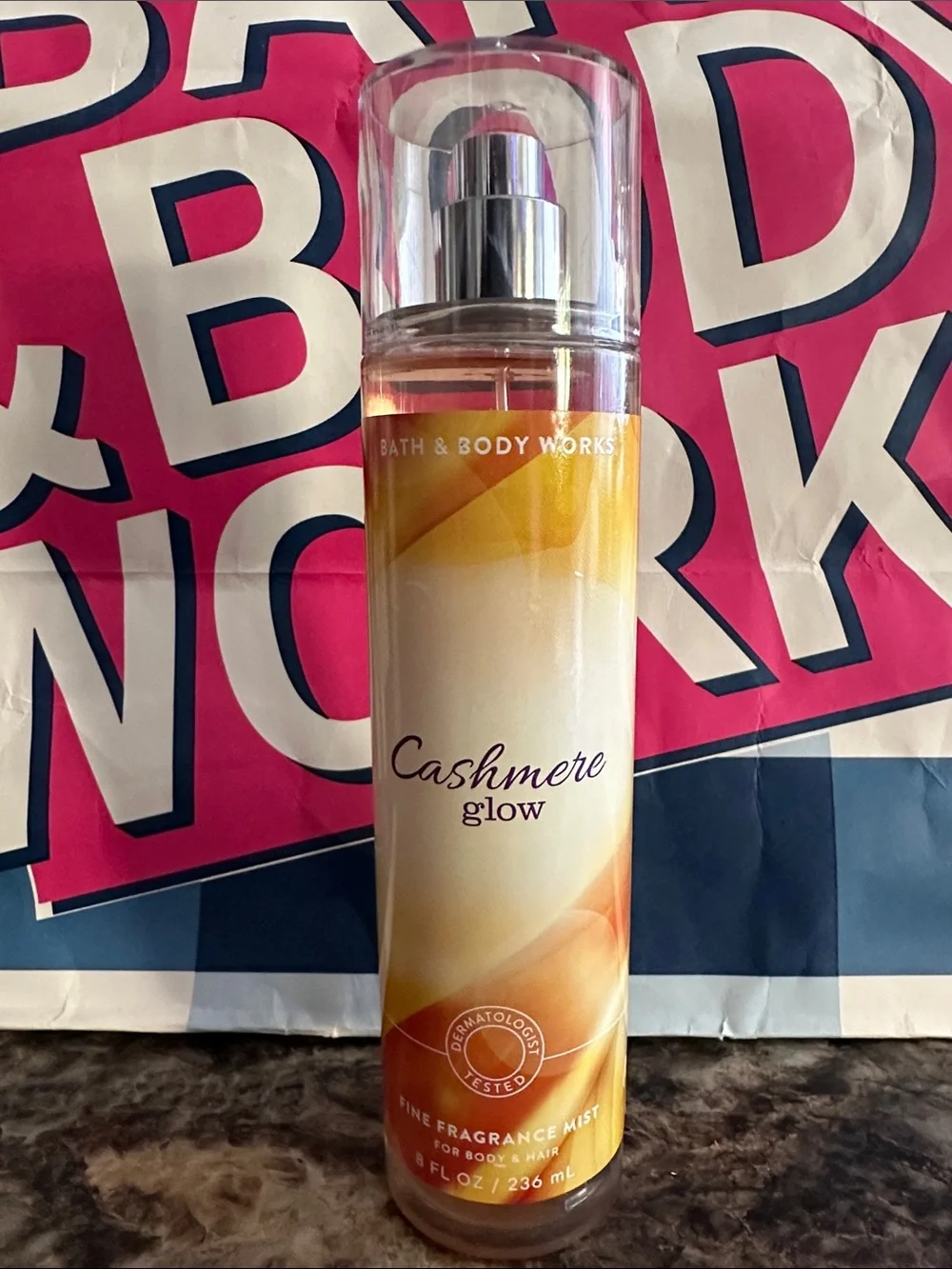 Bath & Body Works cashmere glow